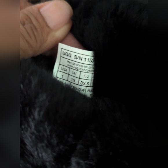 Ugg Classic Boot size 1 - Picture 6 of 8